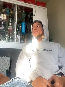 Snapshot of johnvixx chatting on 11-23-25, 09:14 johnvixx online show from 11-23-25, 09:14