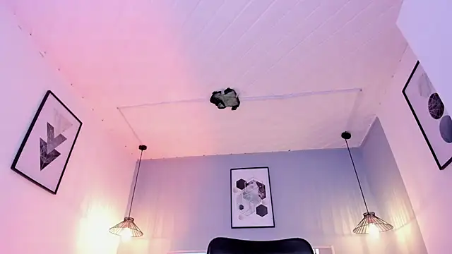 Snapshot of zoe-moreau chatting on 02-11-26, 07:41 zoe-moreau online show from 02-11-26, 07:41