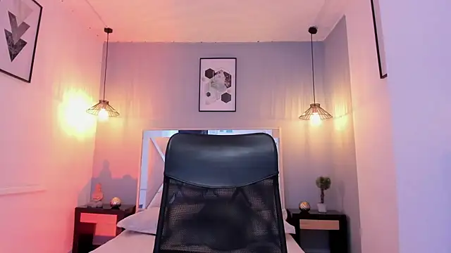 Snapshot of zoe-moreau chatting on 02-20-26, 08:31 zoe-moreau online show from 02-20-26, 08:31