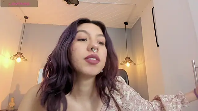 Snapshot of zoe-moreau chatting on 02-24-26, 08:07 zoe-moreau online show from 02-24-26, 08:07