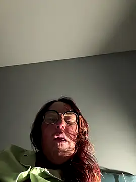 Snapshot of Angel-LinaX chatting on 12-19-25, 08:38 Angel-LinaX online show from 12-19-25, 08:38