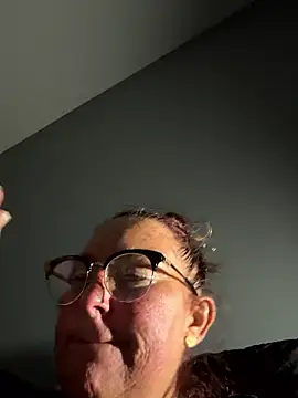 Snapshot of Angel-LinaX chatting on 01-09-26, 10:44 Angel-LinaX online show from 01-09-26, 10:44