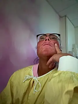 Snapshot of Angel-LinaX chatting on 01-12-26, 08:08 Angel-LinaX online show from 01-12-26, 08:08