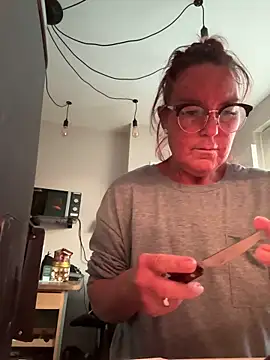 Snapshot of Angel-LinaX chatting on 02-20-26, 05:02 Angel-LinaX online show from 02-20-26, 05:02