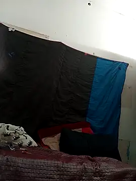 Angel23cm1 online show from 04-29-26, 09:32