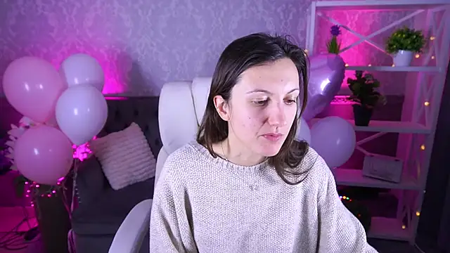 ZafiraMoonn online show from 02-16-26, 01:51