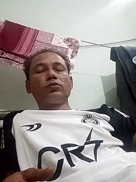 Snapshot of Najirhossain72 chatting on 01-16-26, 08:13 Najirhossain72 online show from 01-16-26, 08:13