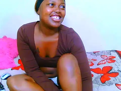 Snapshot of SweetSavage18 chatting on 11-13-25, 08:41 SweetSavage18 online show from 11-13-25, 08:41