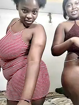 Snapshot of SweetSavage18 chatting on 12-03-25, 08:18 SweetSavage18 online show from 12-03-25, 08:18