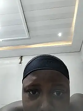 Snapshot of SweetSavage18 chatting on 03-11-26, 09:10 SweetSavage18 online show from 03-11-26, 09:10