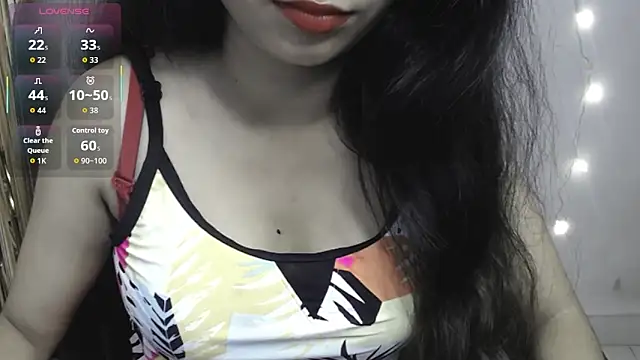 Snapshot of horneyworld007 chatting on 02-22-26, 04:27 horneyworld007 online show from 02-22-26, 04:27