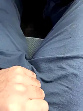 Snapshot of hakan07383 chatting on 02-04-26, 05:57 hakan07383 online show from 02-04-26, 05:57