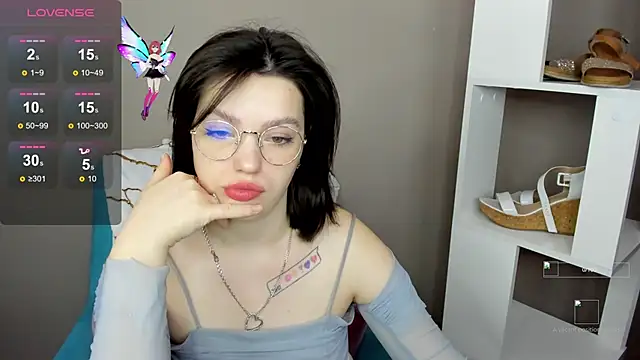 Karina Kellyy online show from 11-20-25, 02:12