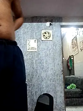 Snapshot of naughtyboyjii chatting on 11-04-25, 04:44 naughtyboyjii online show from 11-04-25, 04:44