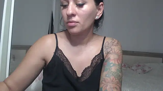 RachelVegass online show from 11-05-25, 07:52