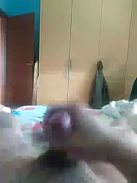Snapshot of Cini75 chatting on 05-24-26, 06:18 Cini75 online show from 05-24-26, 06:18