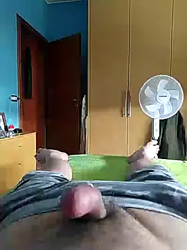 Snapshot of Cini75 chatting on 06-01-26, 07:43 Cini75 online show from 06-01-26, 07:43