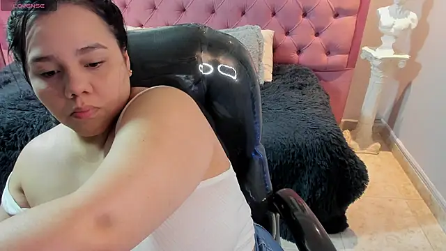 Snapshot of _chelsea_24 chatting on 03-13-26, 07:04 chelsea 24 online show from 03-13-26, 07:04