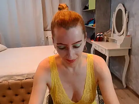 AnneDevrim online show from 11-22-25, 06:56