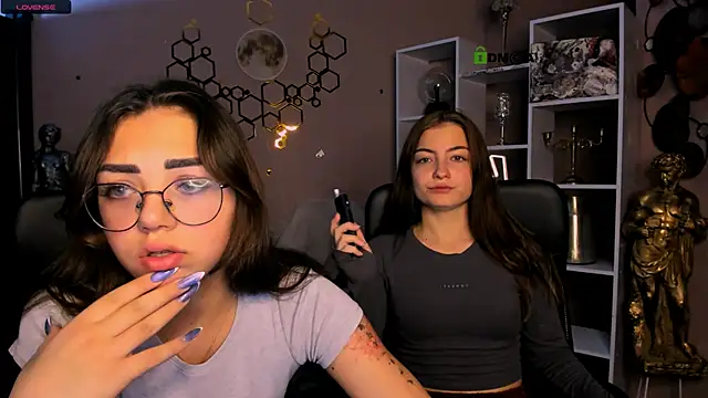 baby hotte online show from 11-18-25, 07:46