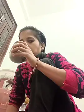 Snapshot of Sanjna_babby chatting on 01-07-26, 07:11 Sanjna babby online show from 01-07-26, 07:11