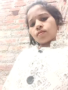 Snapshot of Sanjna_babby chatting on 02-01-26, 05:17 Sanjna babby online show from 02-01-26, 05:17