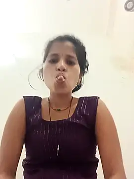 Snapshot of Sanjna_babby chatting on 02-13-26, 04:47 Sanjna babby online show from 02-13-26, 04:47