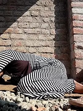 Snapshot of Sanjna_babby chatting on 02-14-26, 05:15 Sanjna babby online show from 02-14-26, 05:15