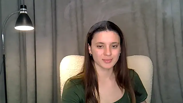 KiraHoney online show from 06-12-26, 07:35