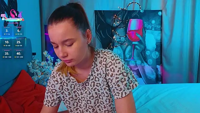 Snapshot of LauriePerez chatting on 01-08-26, 07:54 LauriePerez online show from 01-08-26, 07:54