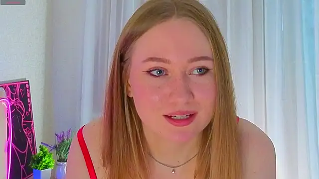 Snapshot of LillianGonzalez chatting on 04-04-26, 07:28 LillianGonzalez online show from 04-04-26, 07:28