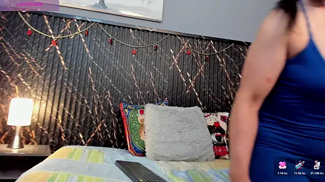 clara heat online show from 12-14-25, 01:05