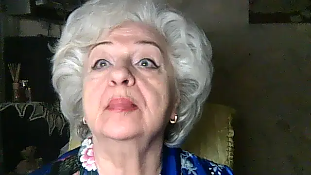 ValeriaKroww online show from 03-18-26, 04:37