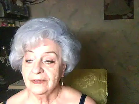 ValeriaKroww online show from 07-05-26, 06:04