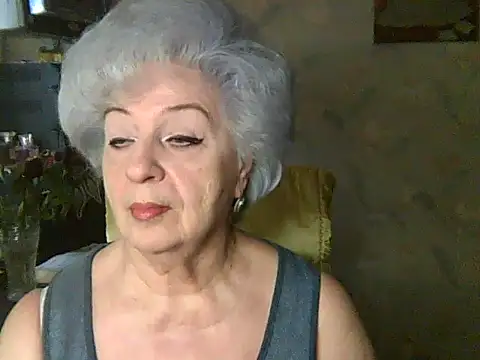 ValeriaKroww online show from 07-14-26, 04:06