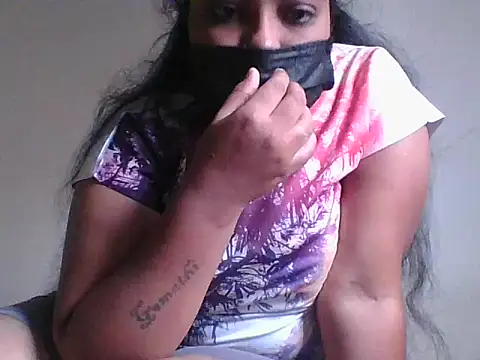 Snapshot of Mathi_cam chatting on 12-01-25, 04:39 Mathi cam online show from 12-01-25, 04:39