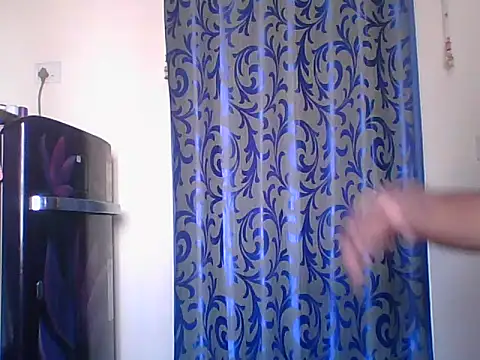 Snapshot of Mathi_cam chatting on 02-18-26, 04:41 Mathi cam online show from 02-18-26, 04:41