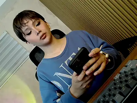 Snapshot of goldenstate69withU chatting on 02-18-26, 04:03 goldenstate69withU online show from 02-18-26, 04:03