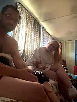 biggdaddyandqueenn online show from 11-26-25, 06:42