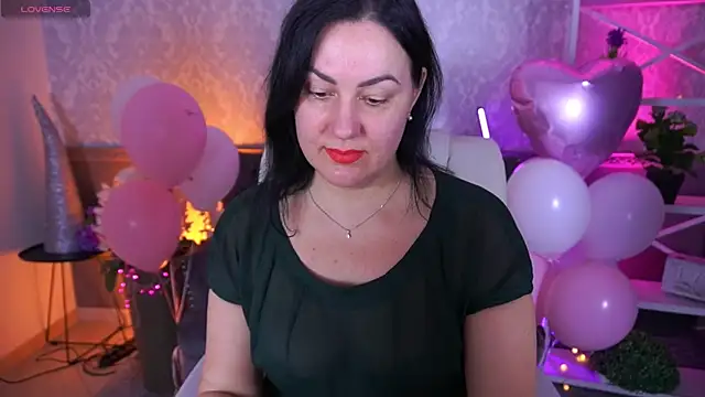 VelvetLuck online show from 02-17-26, 02:57