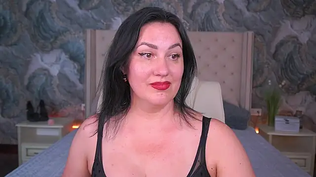 VelvetLuck online show from 06-19-26, 01:10