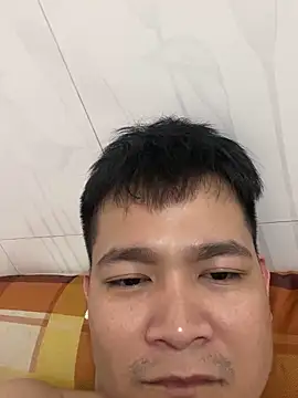 Snapshot of Anh55201374 chatting on 03-17-26, 04:54 Anh55201374 online show from 03-17-26, 04:54