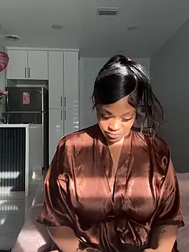 Snapshot of PrincessDreamm chatting on 02-20-26, 09:48 PrincessDreamm online show from 02-20-26, 09:48