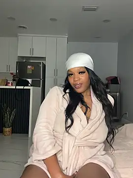 Snapshot of PrincessDreamm chatting on 03-10-26, 12:48 PrincessDreamm online show from 03-10-26, 12:48