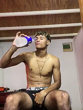 Snapshot of meliodas_23cm chatting on 12-20-25, 04:58 meliodas 23cm online show from 12-20-25, 04:58