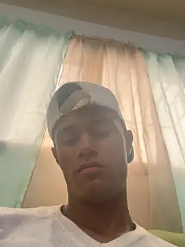 Snapshot of meliodas_23cm chatting on 01-17-26, 08:12 meliodas 23cm online show from 01-17-26, 08:12