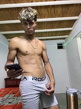 Snapshot of meliodas_23cm chatting on 02-12-26, 05:57 meliodas 23cm online show from 02-12-26, 05:57