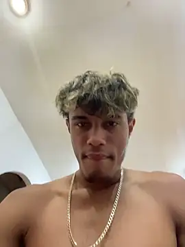 Snapshot of meliodas_23cm chatting on 02-20-26, 09:59 meliodas 23cm online show from 02-20-26, 09:59