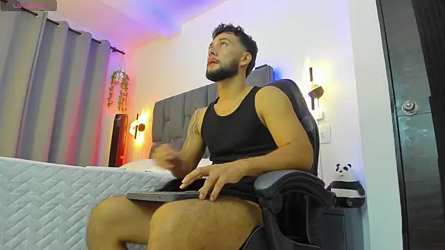 noah corvelle online show from 01-10-26, 03:41