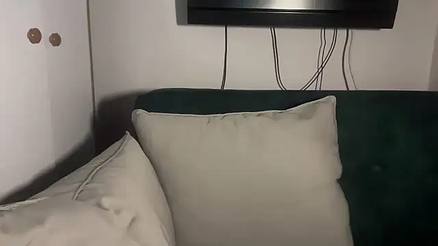 Snapshot of PLAYMATE6373 chatting on 03-09-26, 04:55 PLAYMATE6373 online show from 03-09-26, 04:55